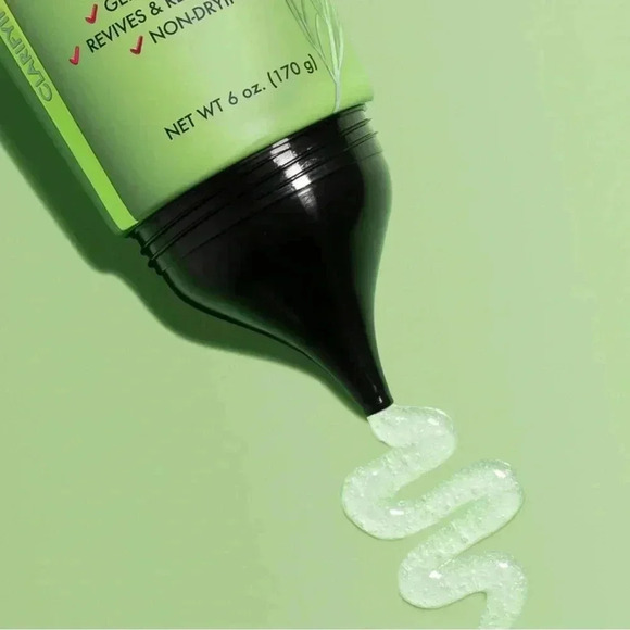 Mielle New Rosemary Mint Clarifying Sugar Scalp Scrub - Picture 4 of 5